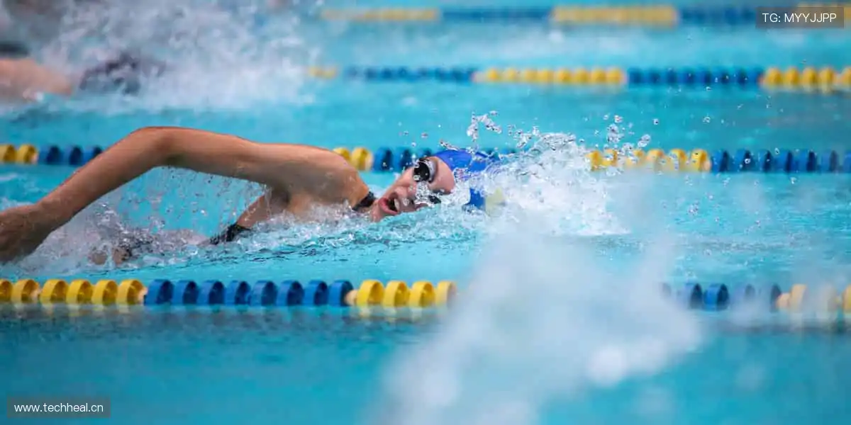 🎧沉浸式体验，声临其境！戴上耳机，仿佛置身比赛现场！